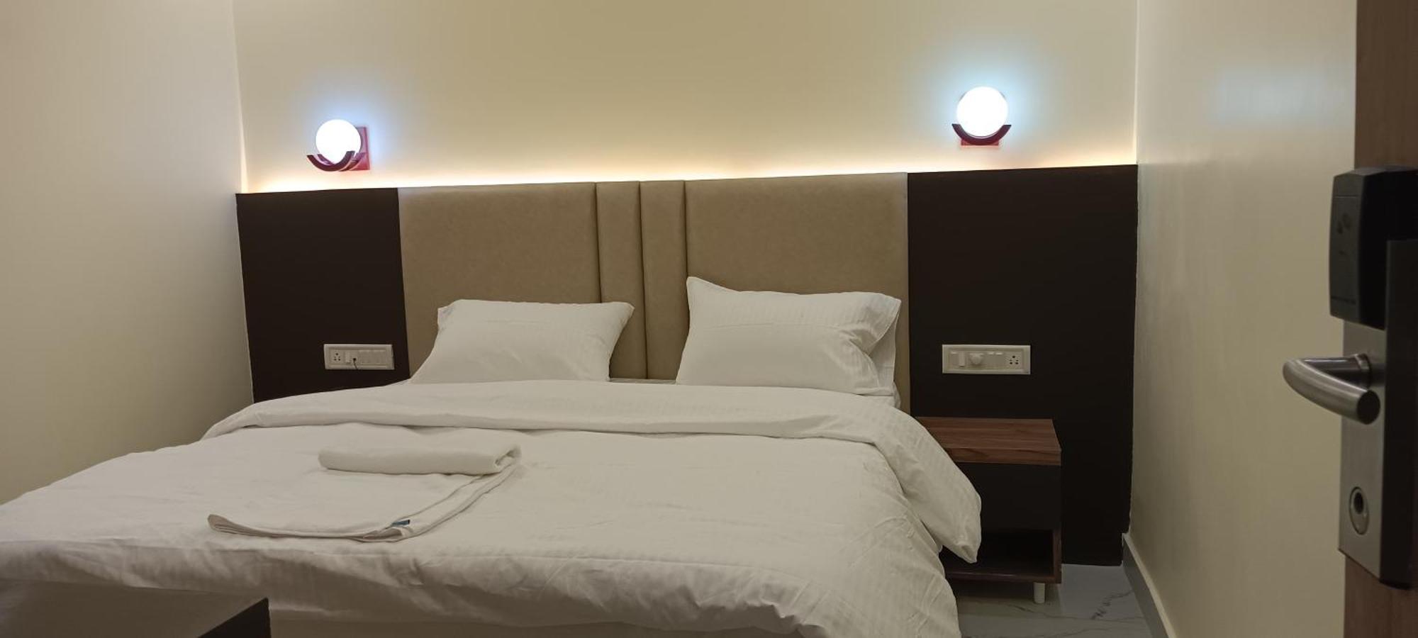 The Banaras Hotel Benares Buitenkant foto